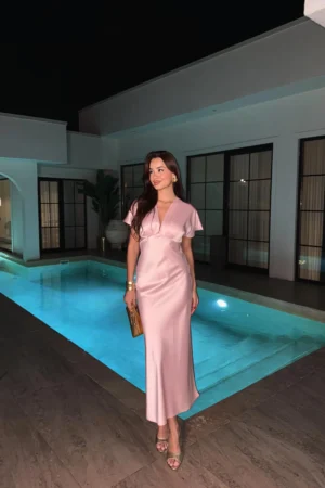 La robe Fascinante en satin